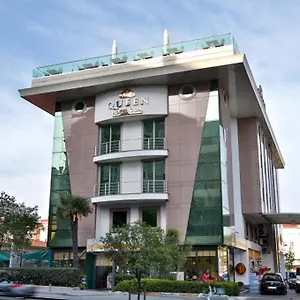 Queen & 4*, İstanbul Türkiye