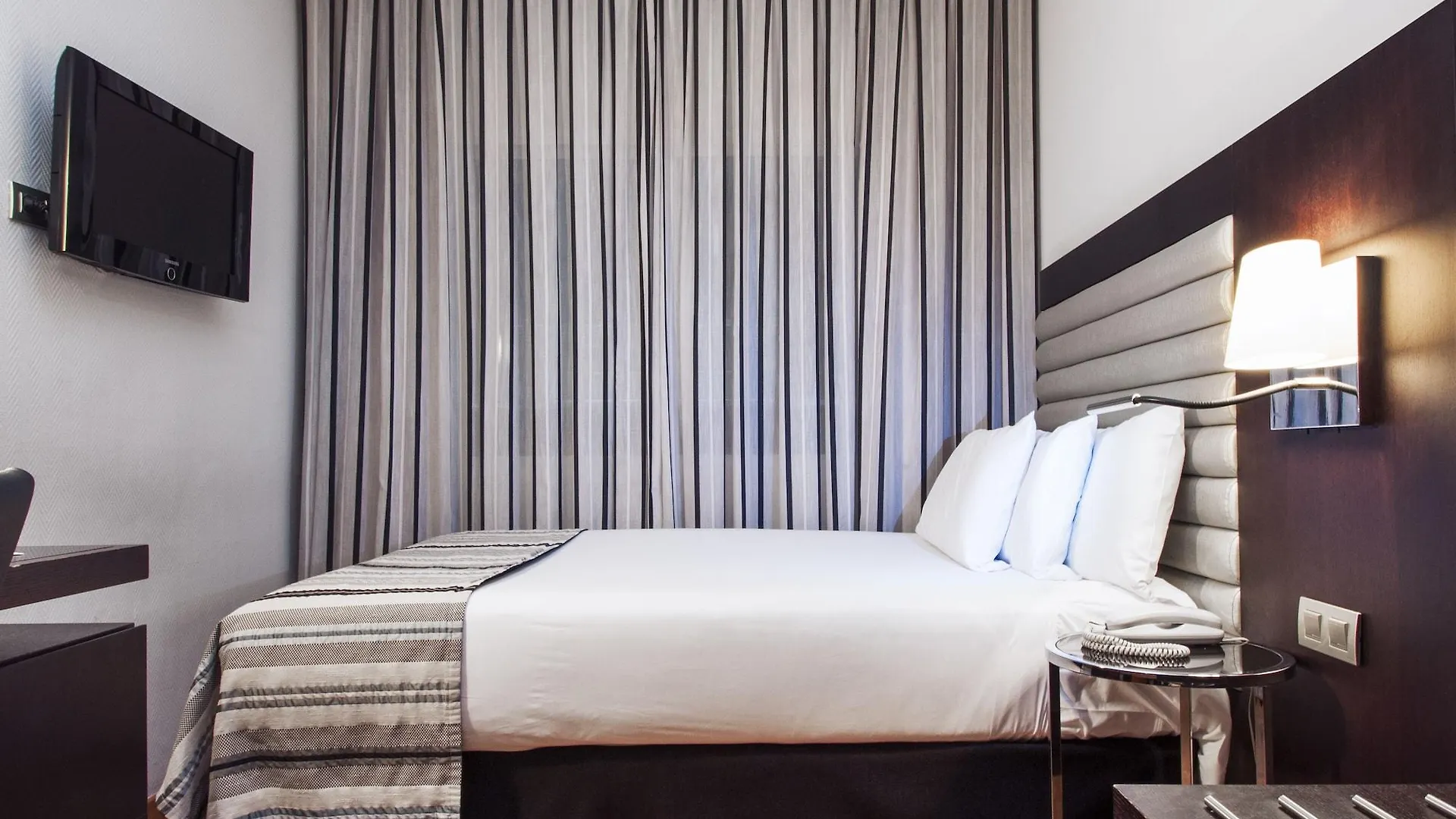 **** Hotel Exe Cristal Palace Barcelona Spain