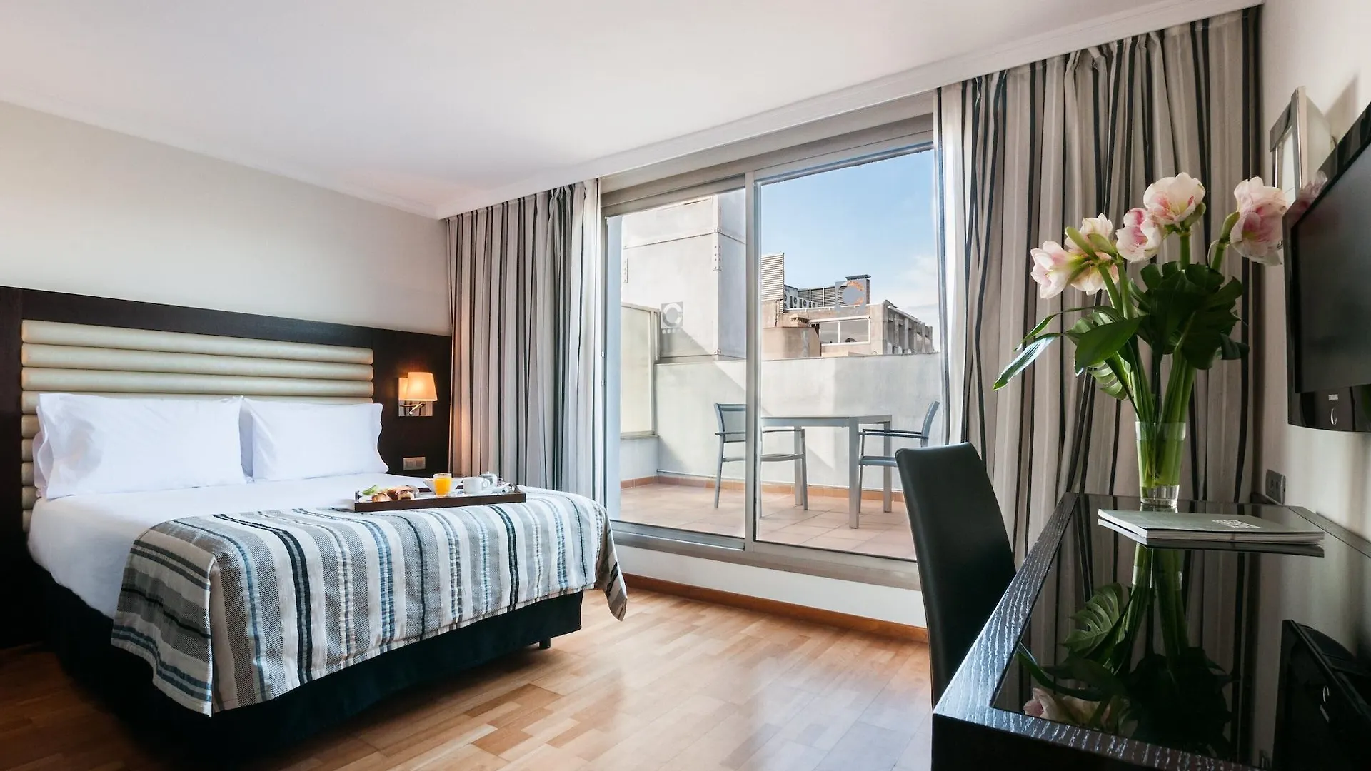 Exe Cristal Palace Barcelona Hotel