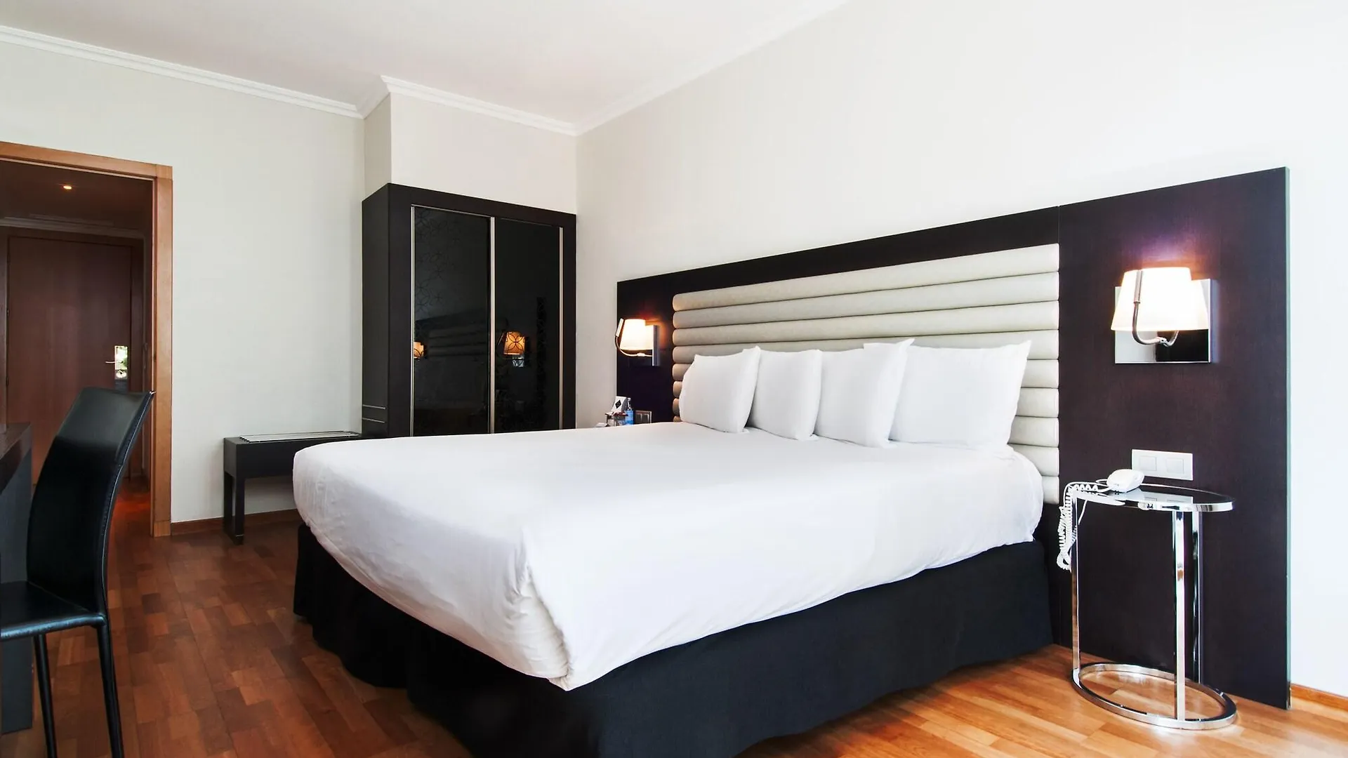 Exe Cristal Palace Barselona İspanya