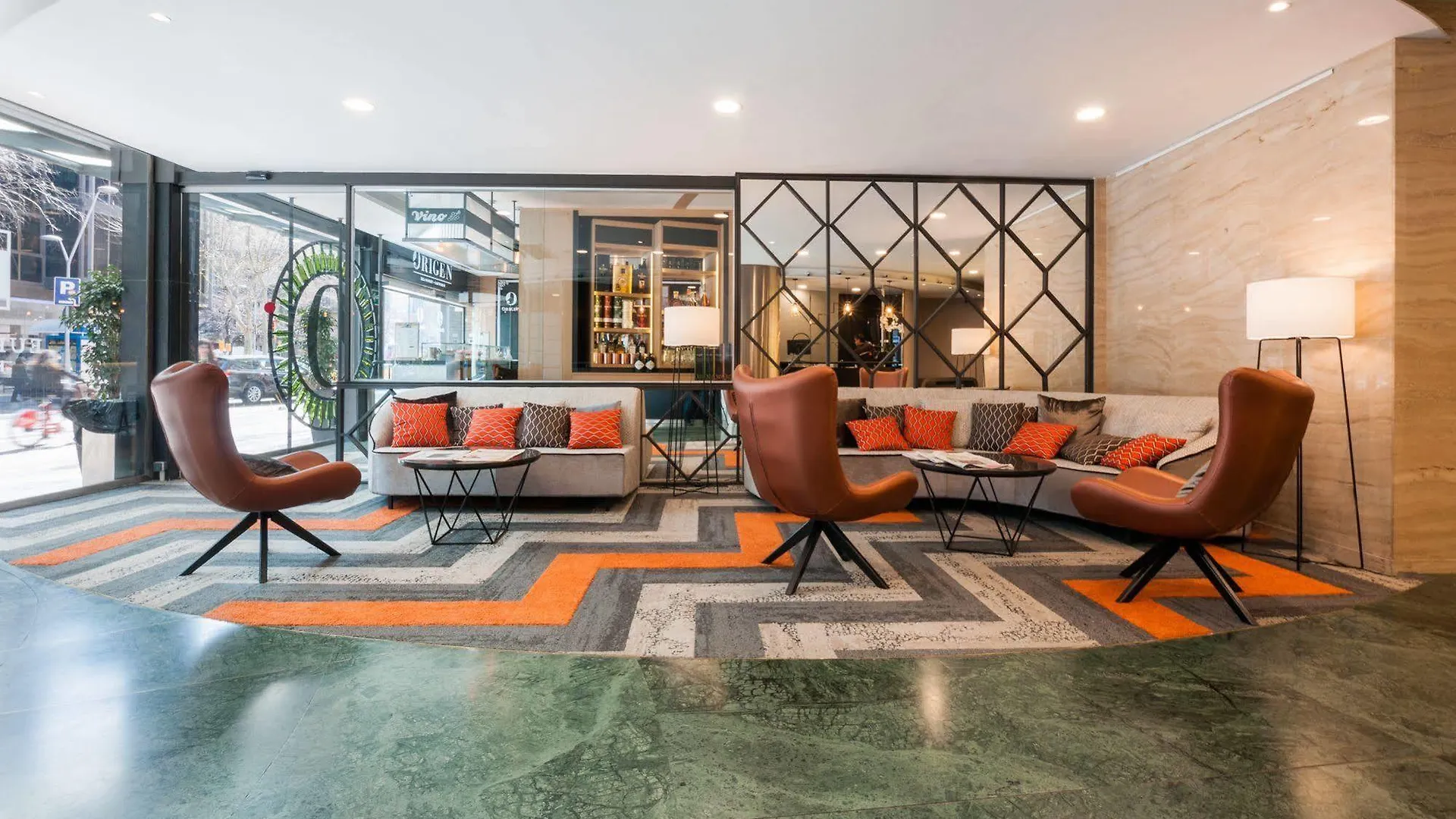 Exe Cristal Palace Barselona 4*,  İspanya