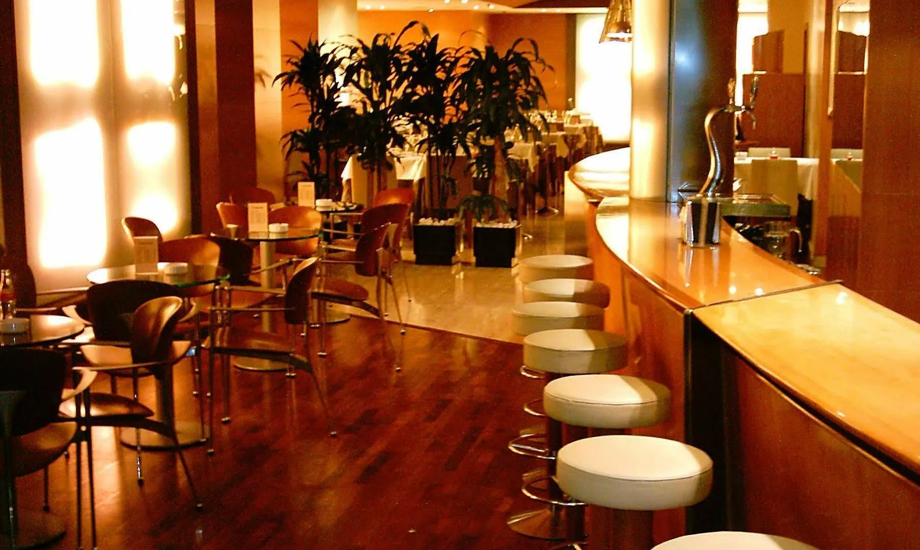 Exe Cristal Palace Barselona İspanya